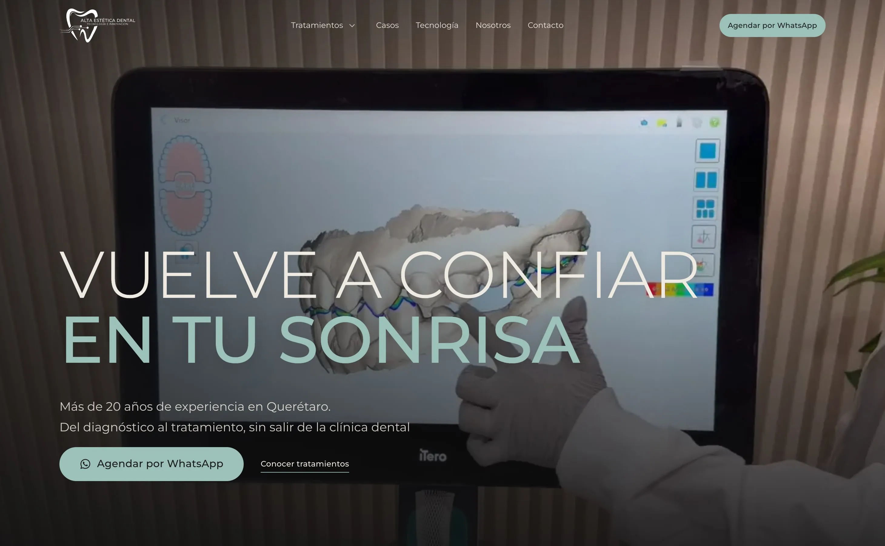 Portada del sitio de Alta Estética Dental, en escritorio.
